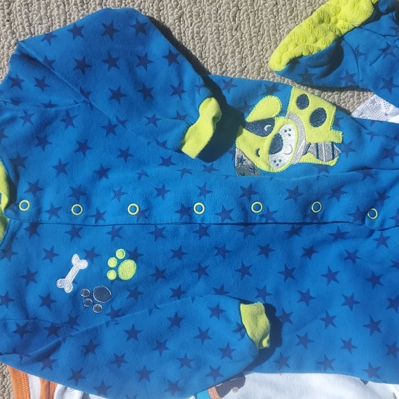 Set of 2 footies by Carter's and Pekkle - Picture 2 of 3